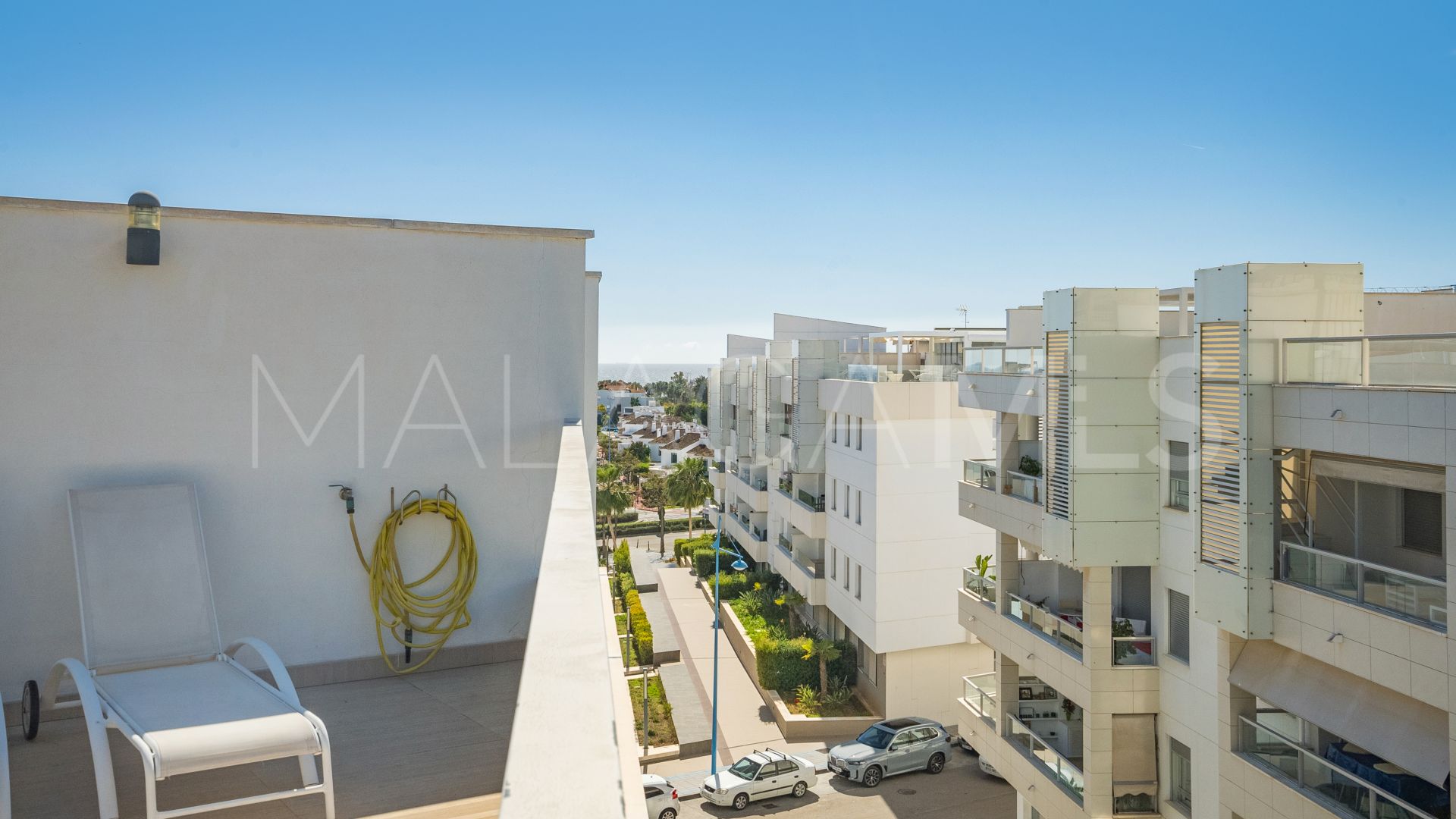 Duplex penthouse for sale in San Pedro de Alcantara with 3 bedrooms