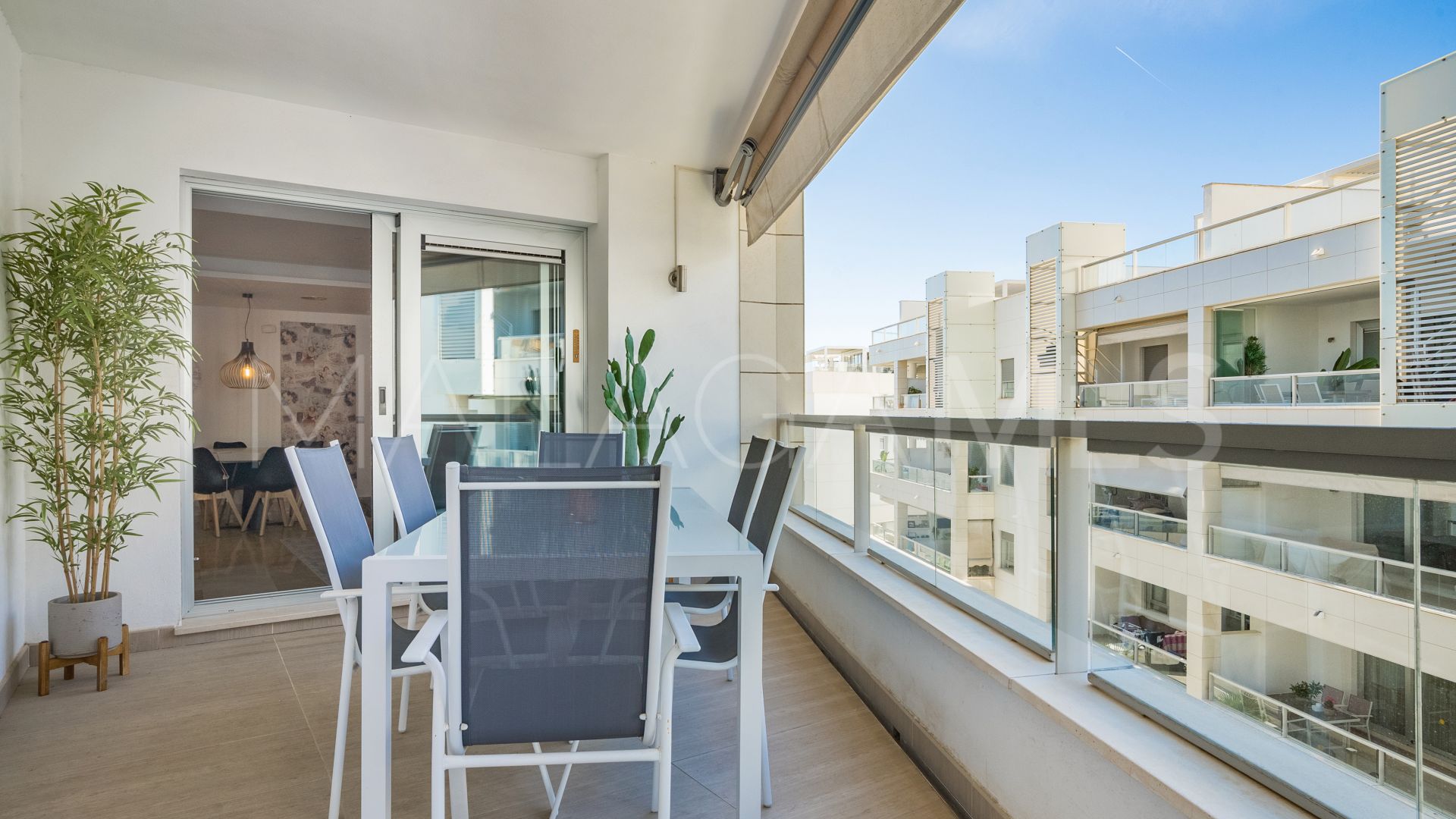 Duplex penthouse for sale in San Pedro de Alcantara with 3 bedrooms