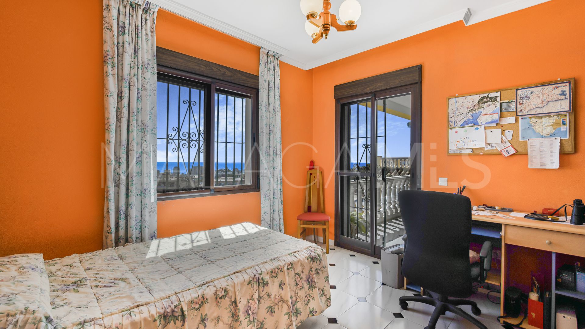 Marbella Este, casa with 4 bedrooms for sale