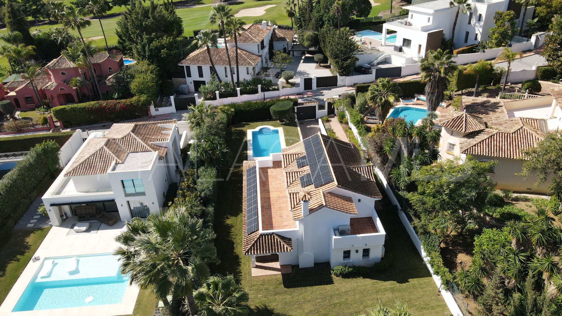 For sale Supermanzana H villa with 4 bedrooms
