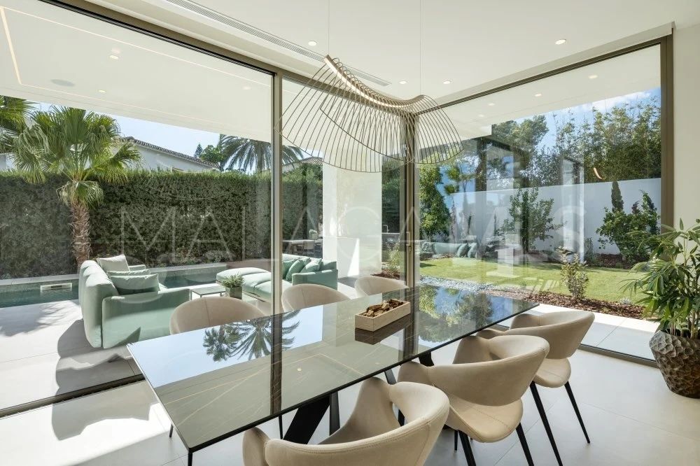 Villa for sale in Marbella Golden Mile