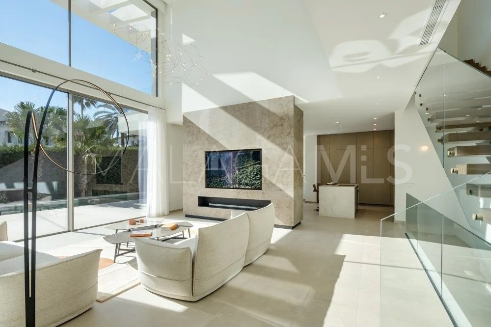 Villa for sale in Marbella Golden Mile