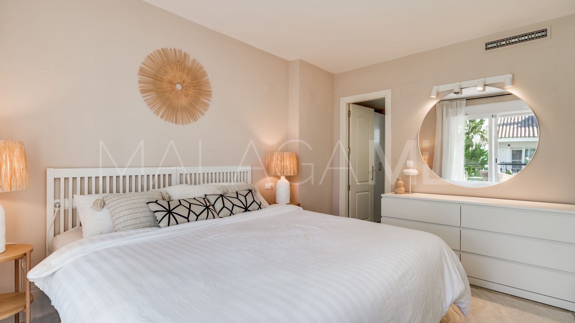 Maison de ville for sale in Los Naranjos de Marbella