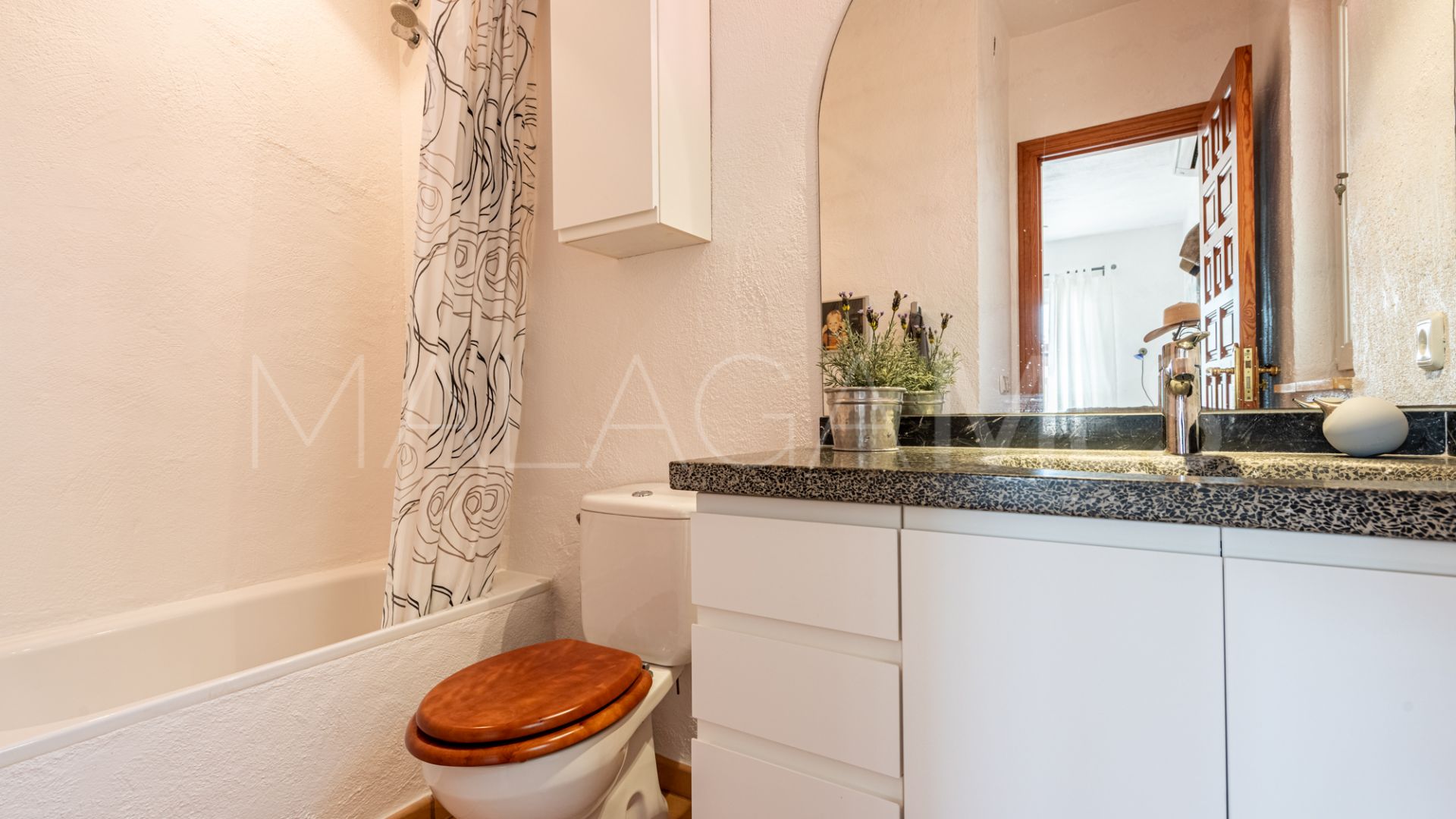 Villa for sale in Sierrezuela