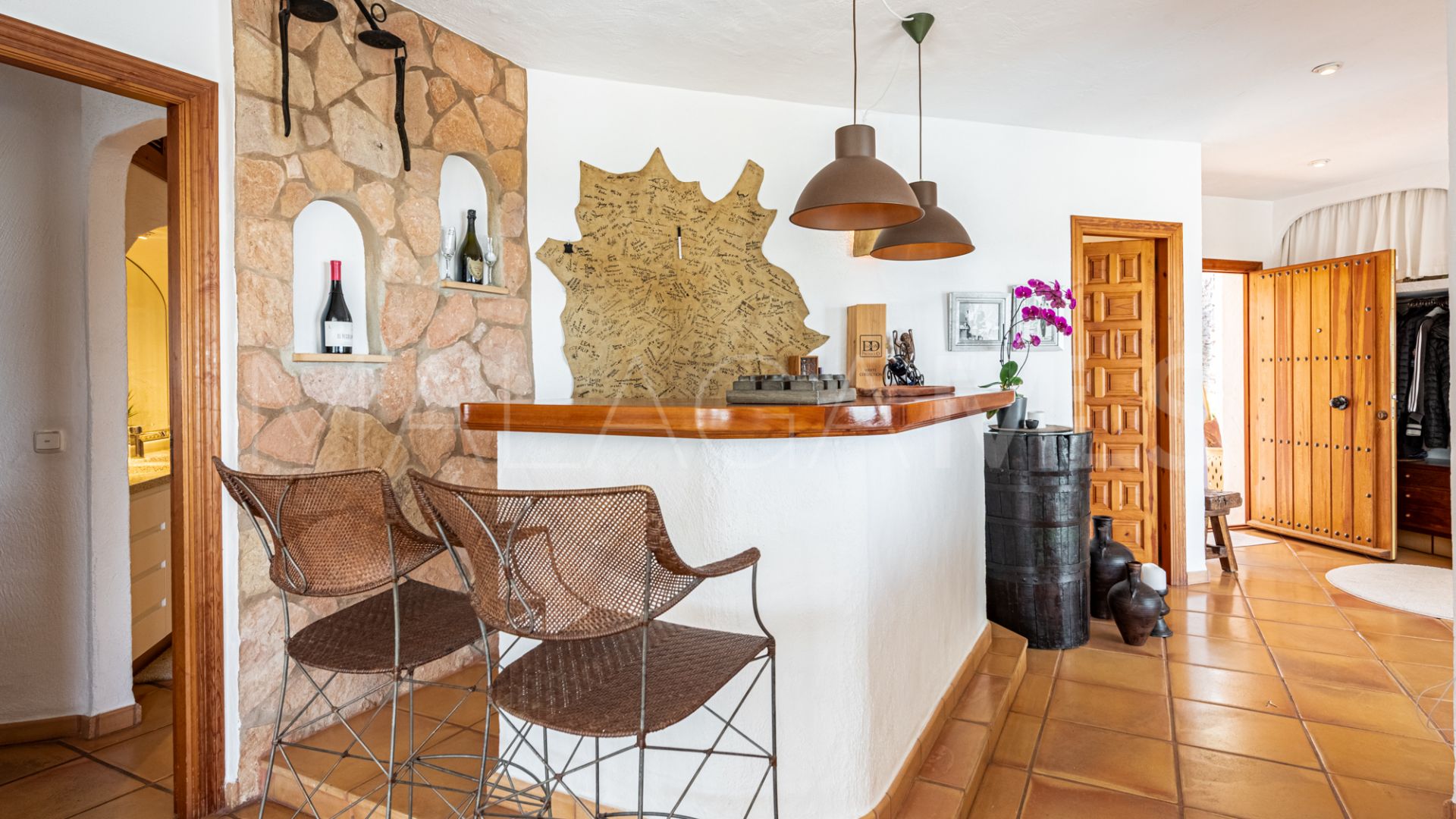 Villa for sale in Sierrezuela