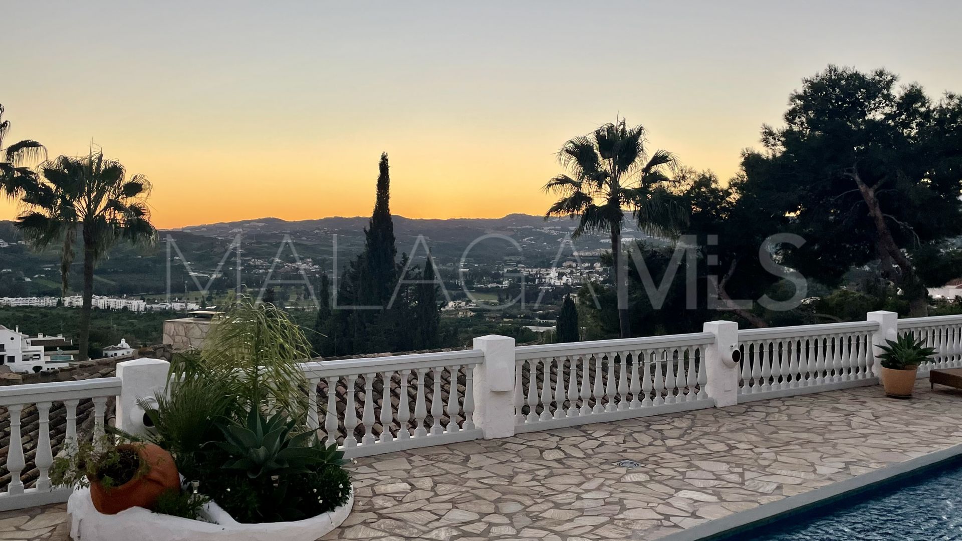 Villa for sale in Sierrezuela