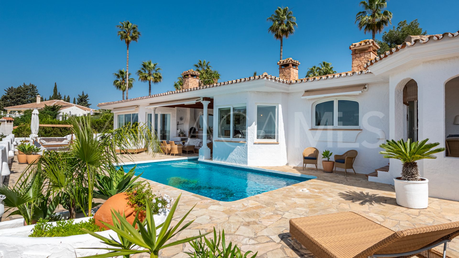 Villa for sale in Sierrezuela