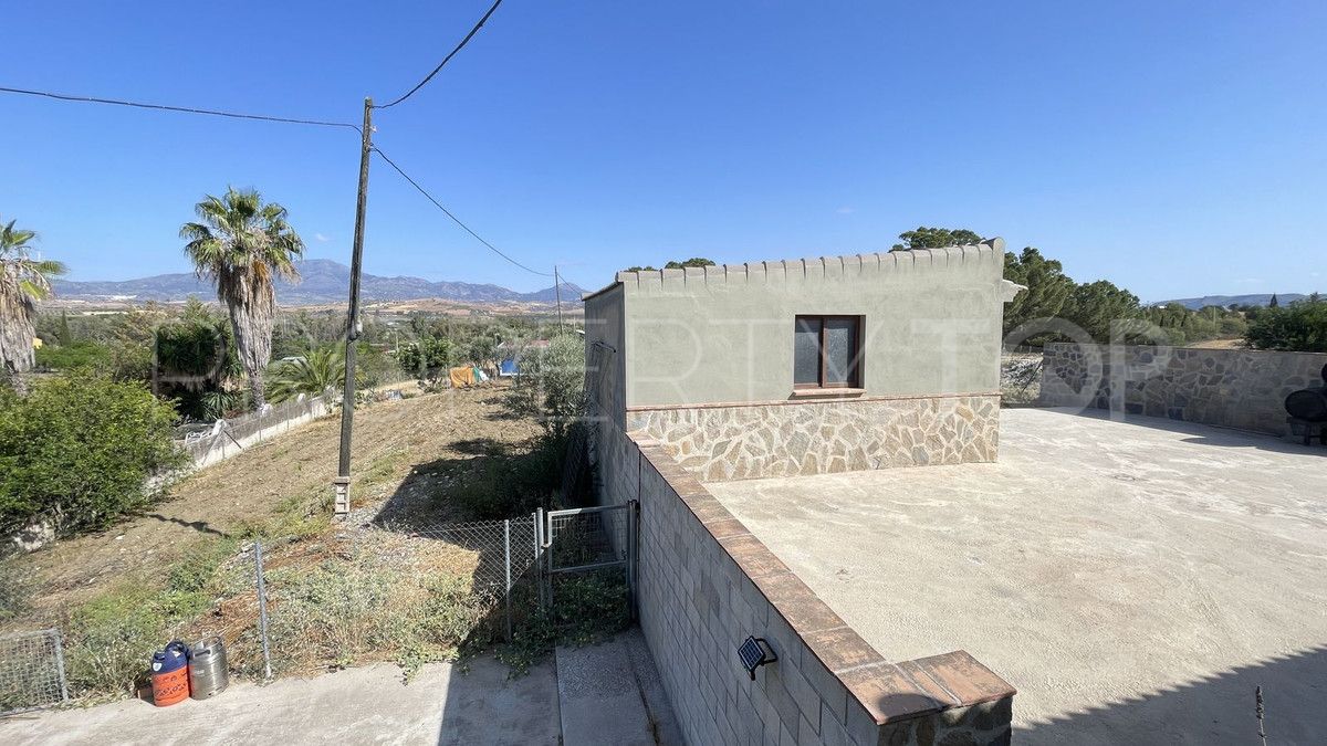 Cortijo de 3 dormitorios a la venta en Coin