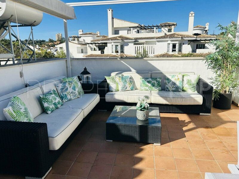 Atico duplex a la venta en Nueva Andalucia con 2 dormitorios