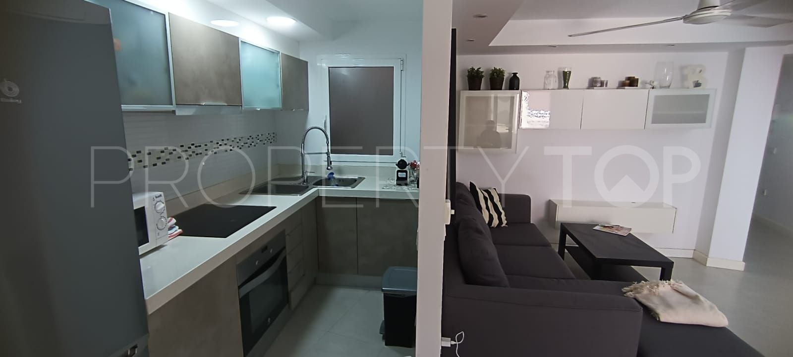 Apartamento a la venta en Marbella Centro con 2 dormitorios