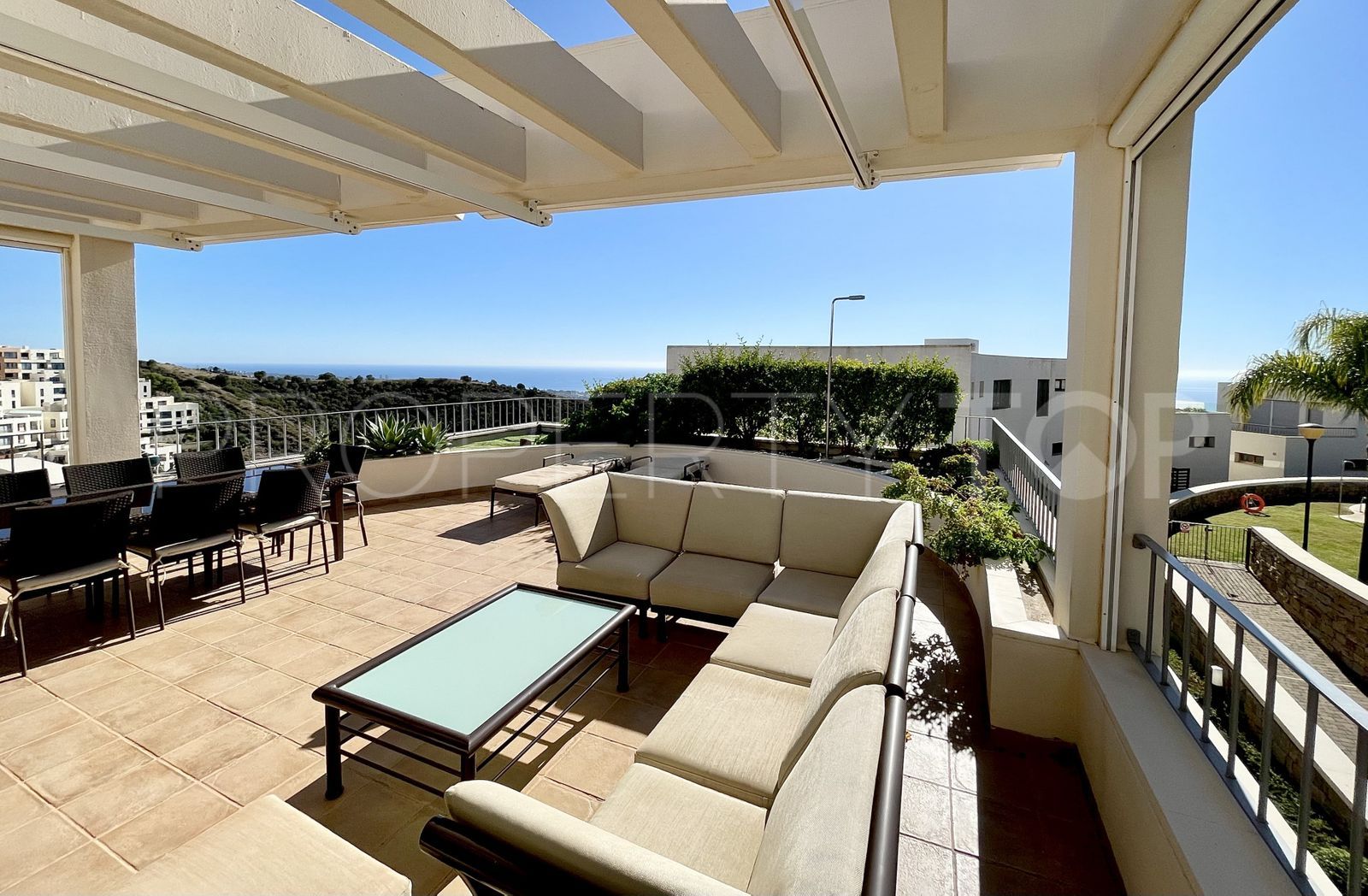 Buy Lomas de los Monteros 3 bedrooms penthouse