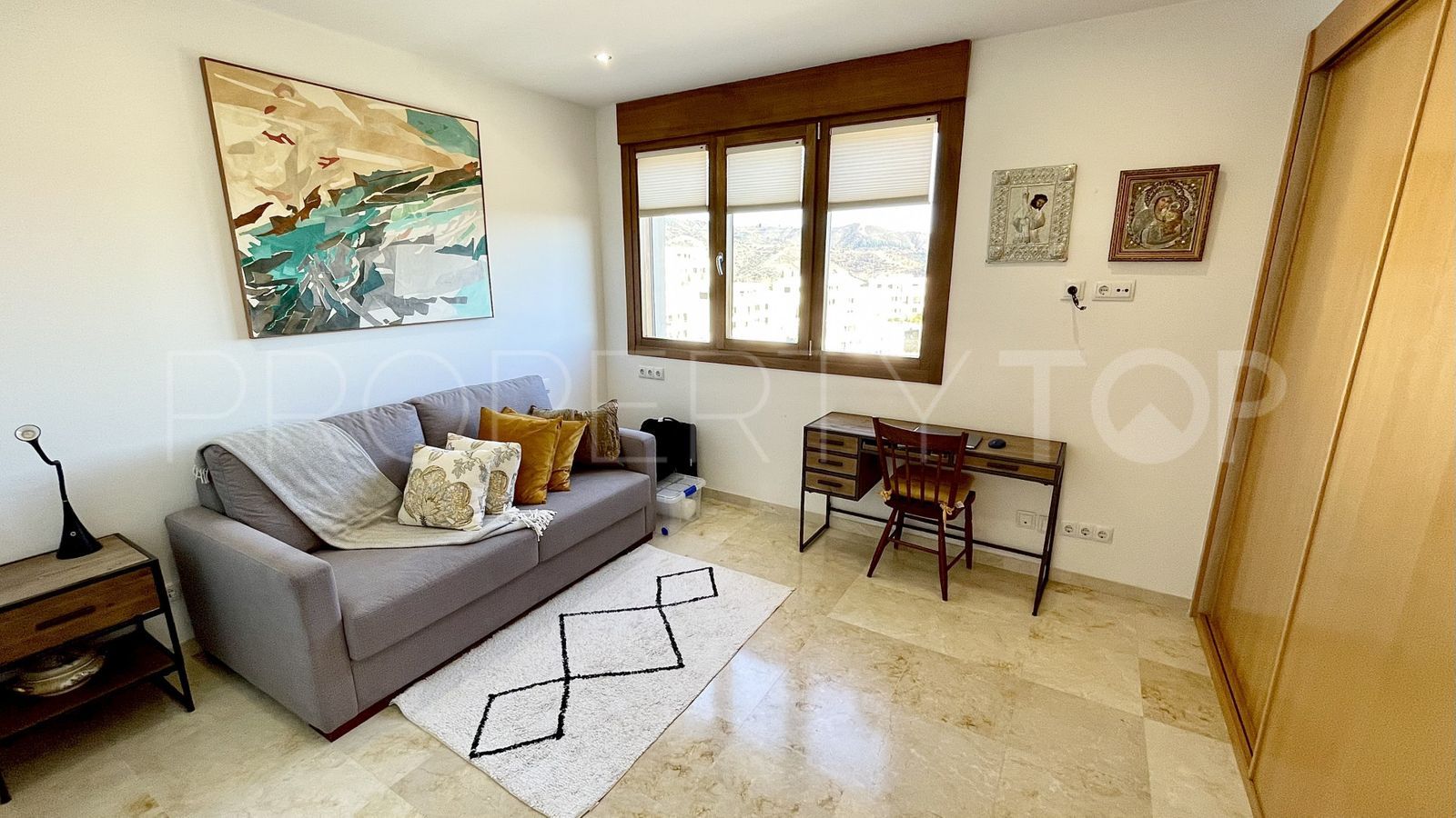 Buy Lomas de los Monteros 3 bedrooms penthouse