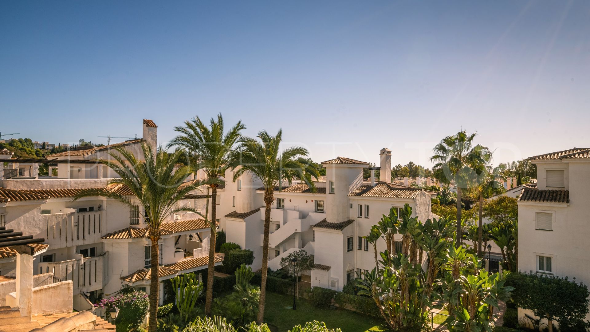 Penthouse for sale in Los Naranjos de Marbella