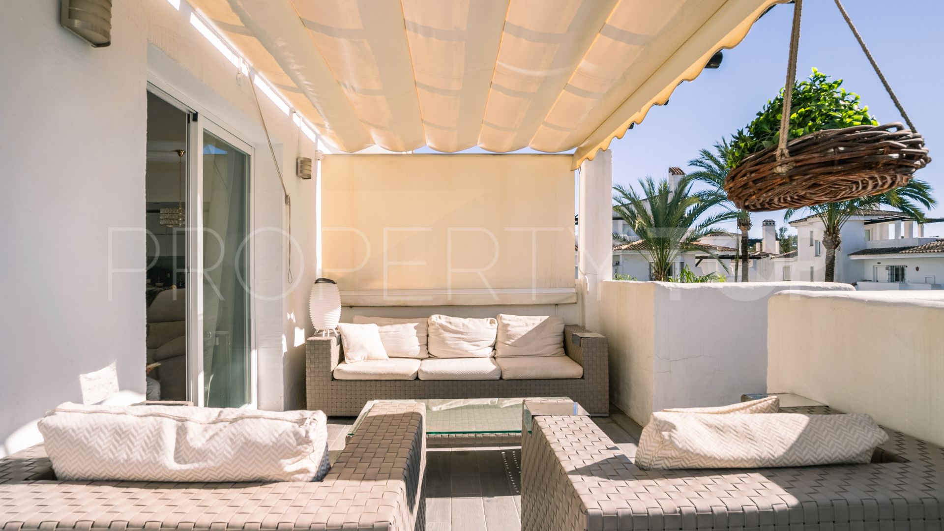 Penthouse for sale in Los Naranjos de Marbella