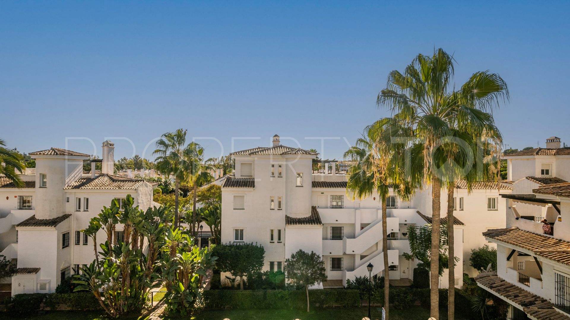 Penthouse for sale in Los Naranjos de Marbella