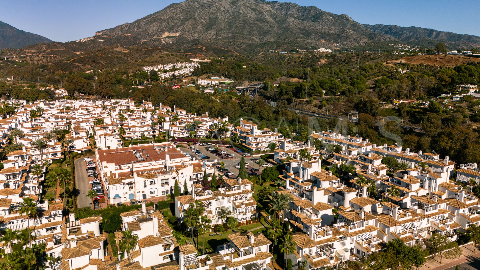 Penthaus for sale in Los Naranjos de Marbella