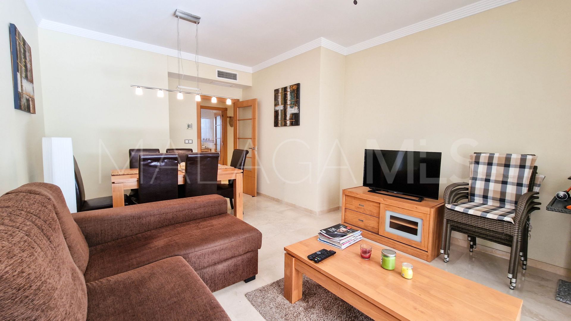 For sale ground floor apartment in La Duquesa with 2 bedrooms