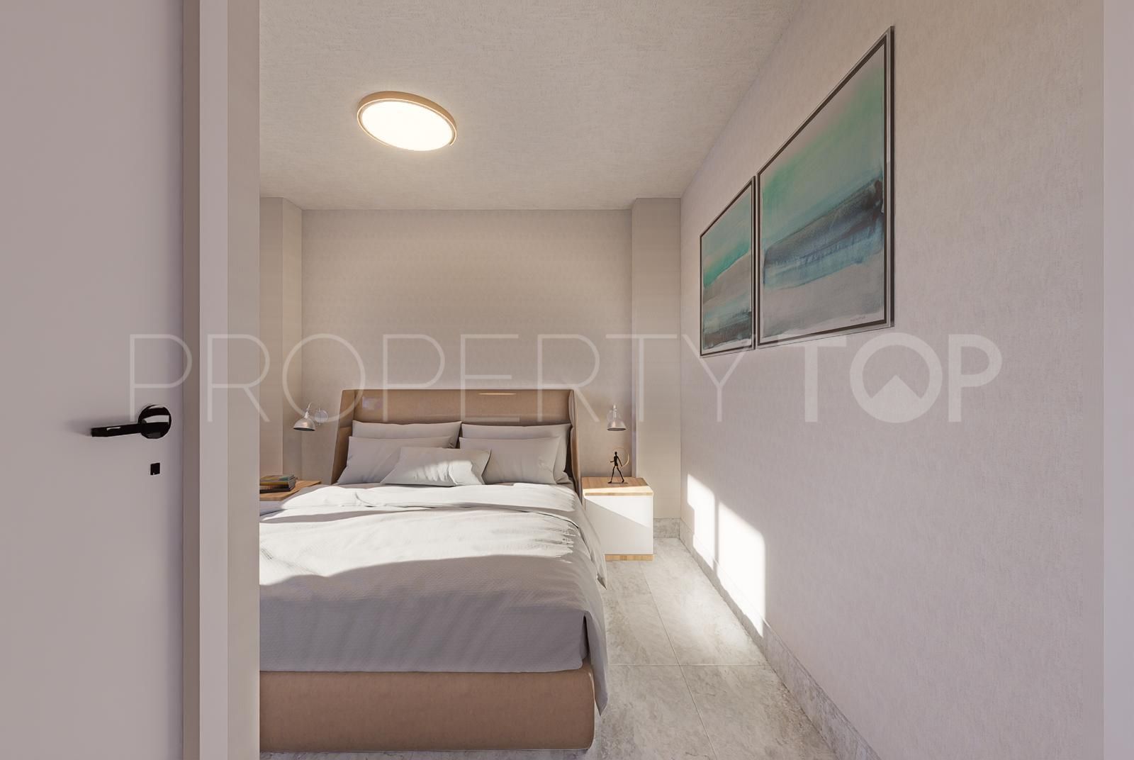 Comprar apartamento en Estepona Ciudad con 3 dormitorios