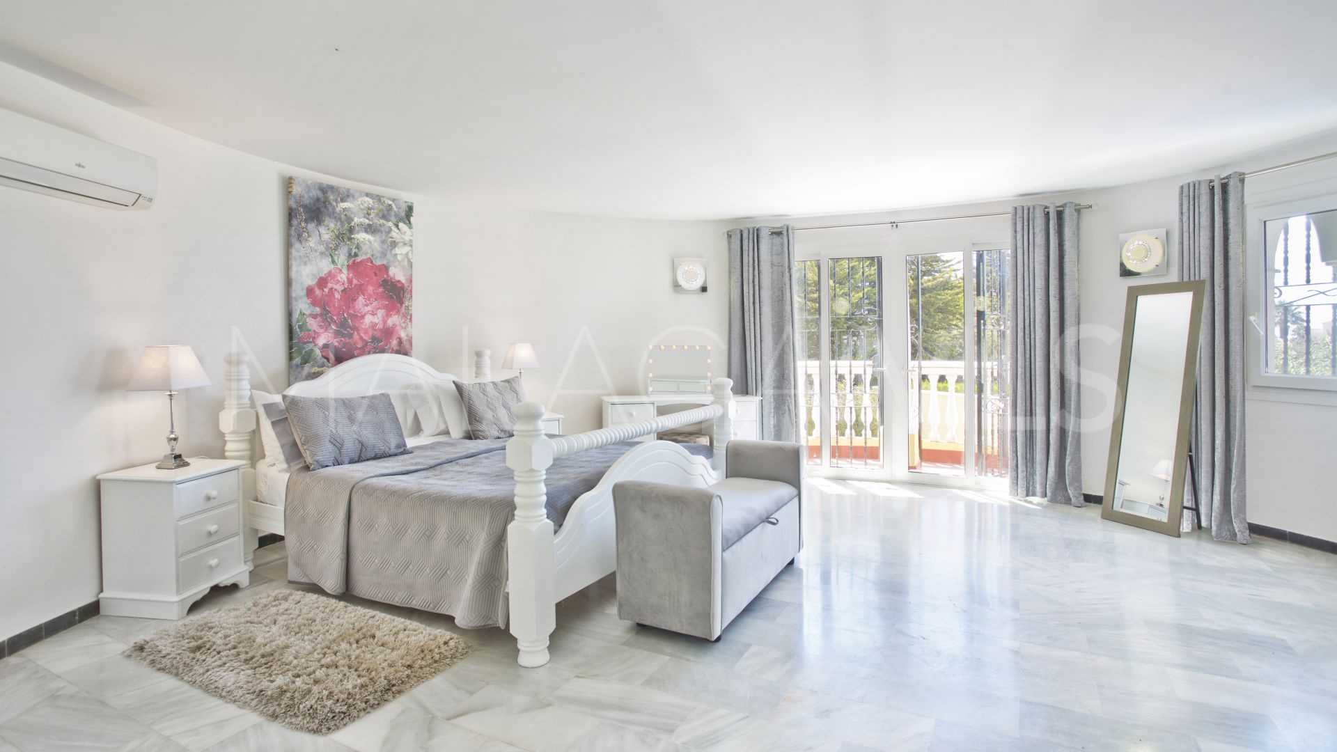 Las Farolas, villa a la venta with 6 bedrooms