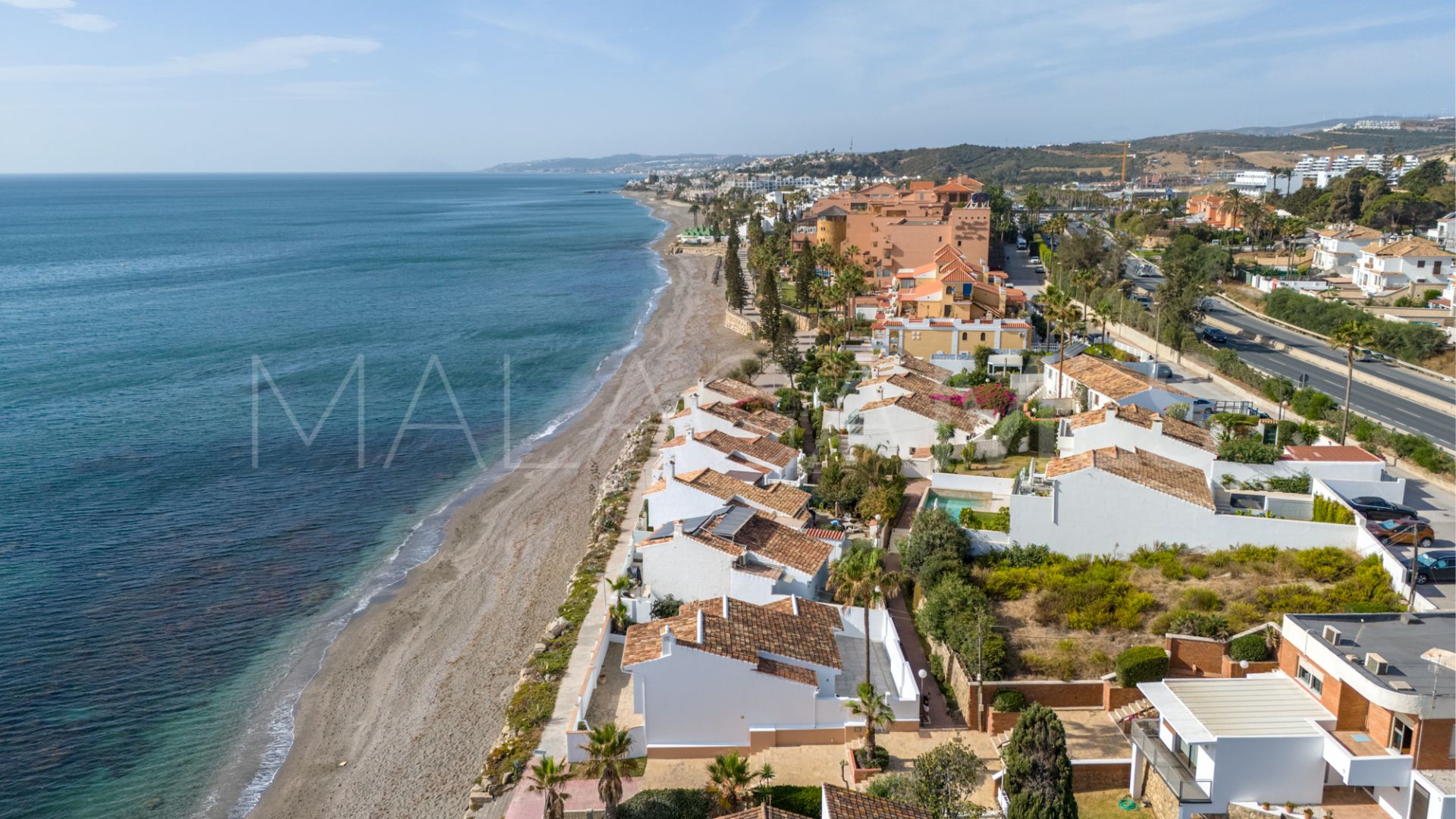 For sale villa in Arena Beach