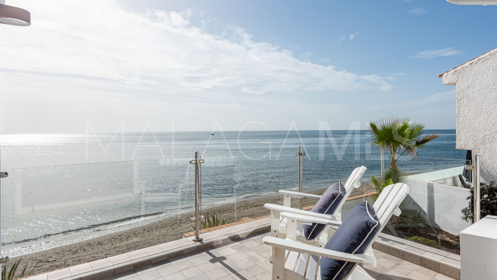 For sale villa in Arena Beach