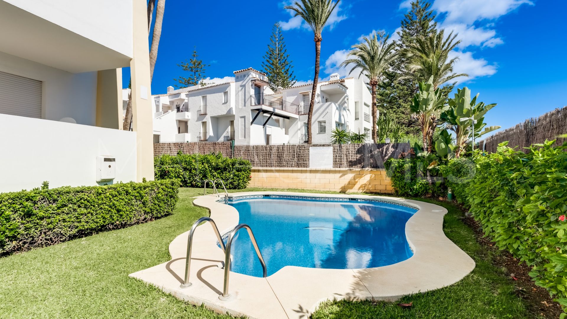 Buy apartamento in San Pedro Playa de 3 bedrooms