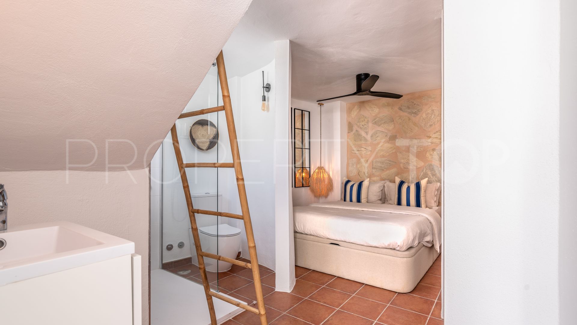 For sale Estepona Old Town town house with 2 bedrooms