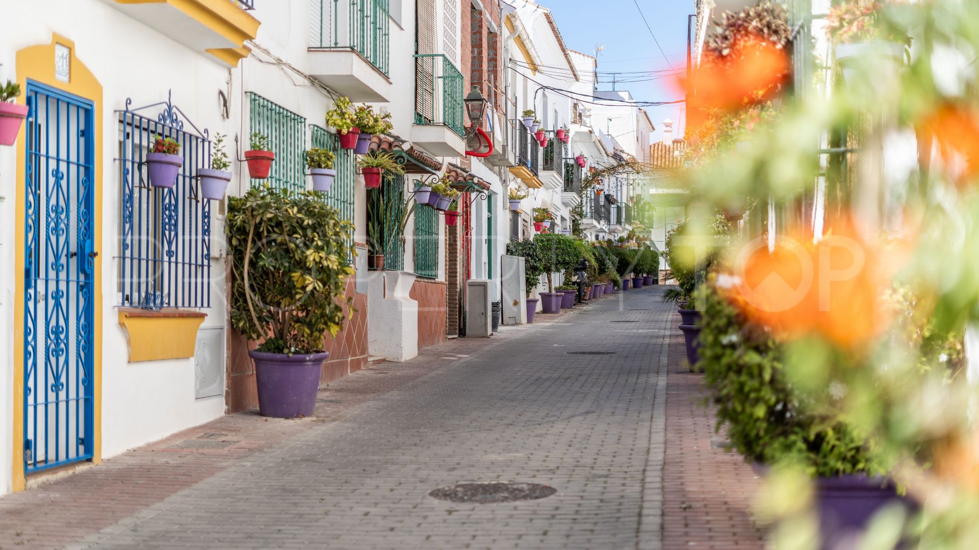 For sale Estepona Old Town town house with 2 bedrooms