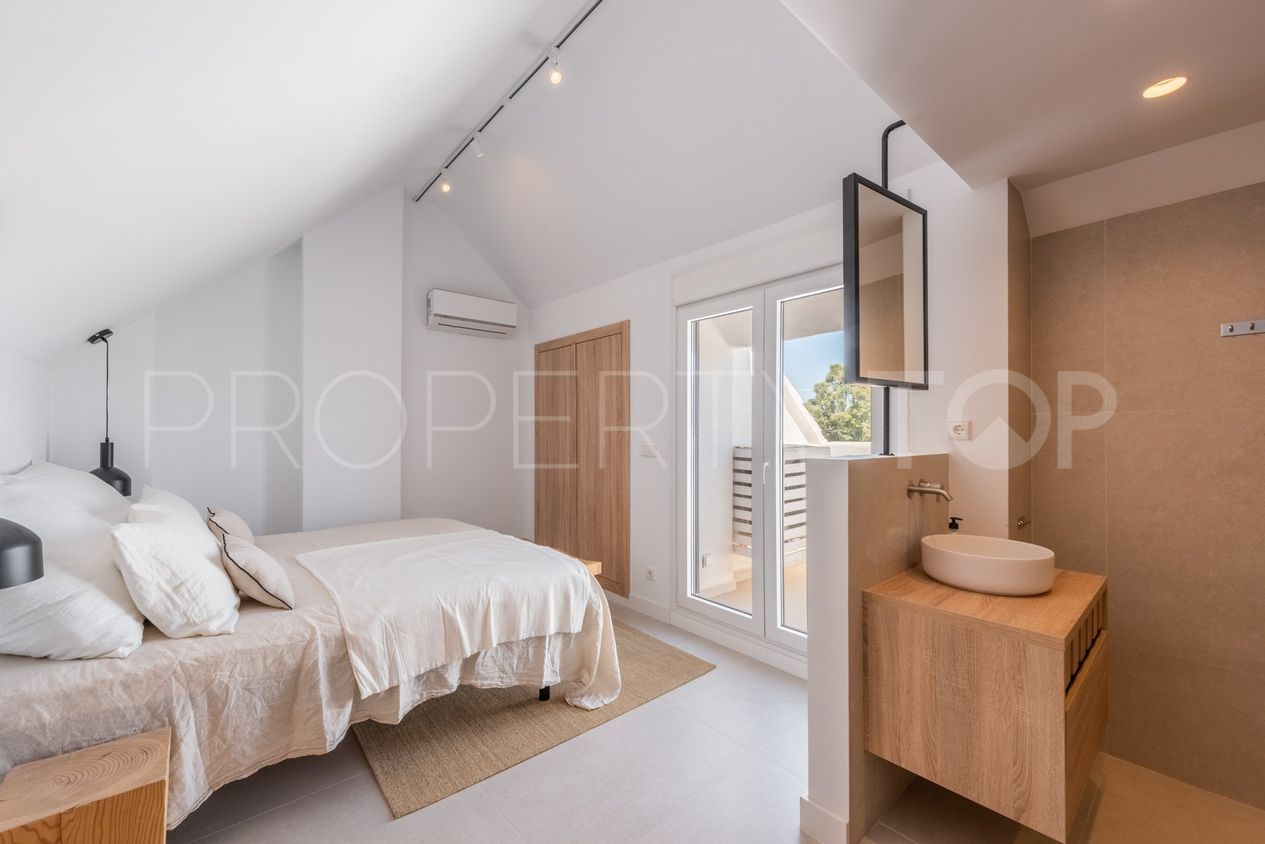 Comprar atico duplex en Nueva Andalucia