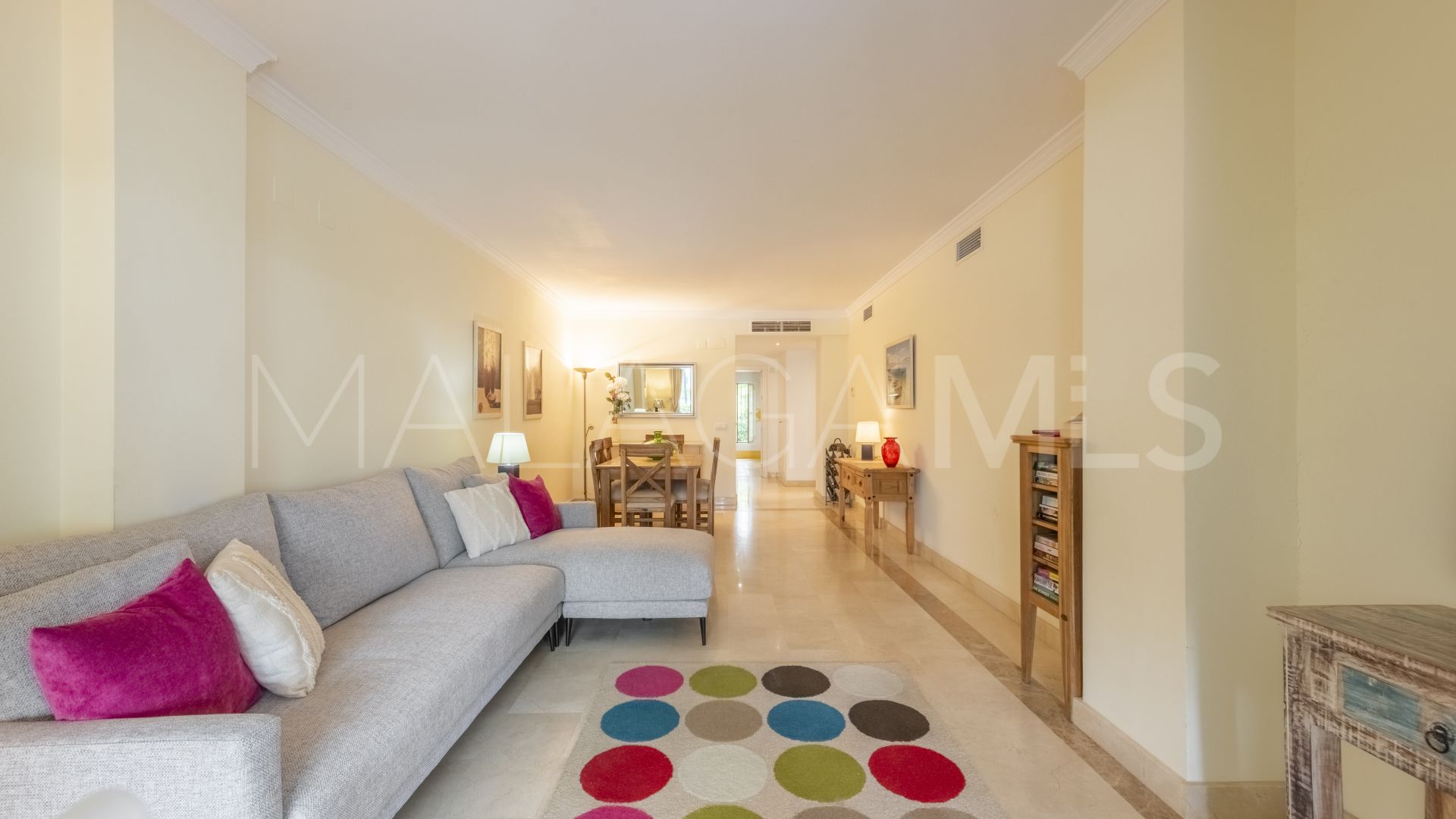 Apartamento planta baja with 2 bedrooms for sale in San Pedro de Alcantara