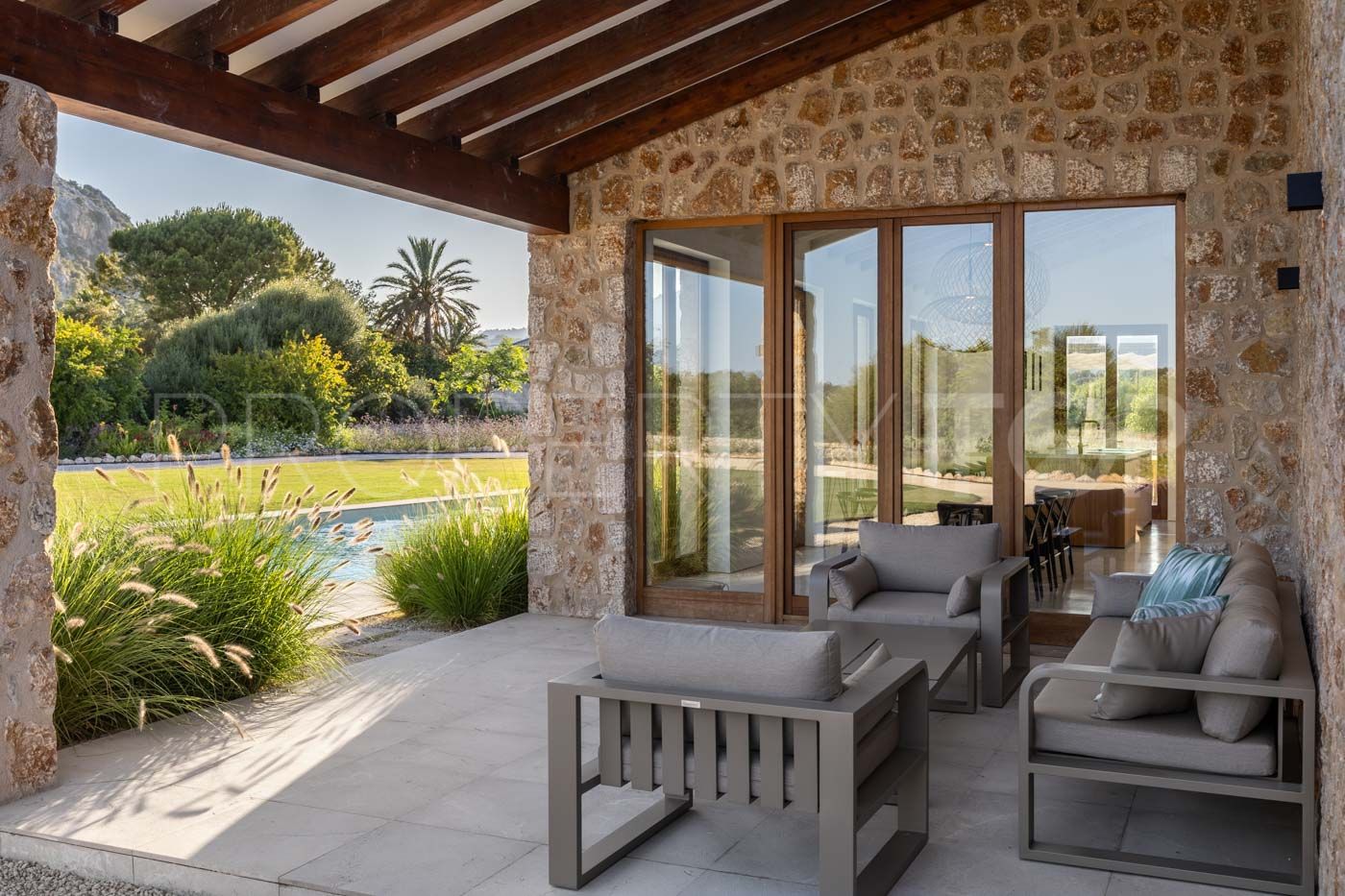 Buy 5 bedrooms finca in Pollença