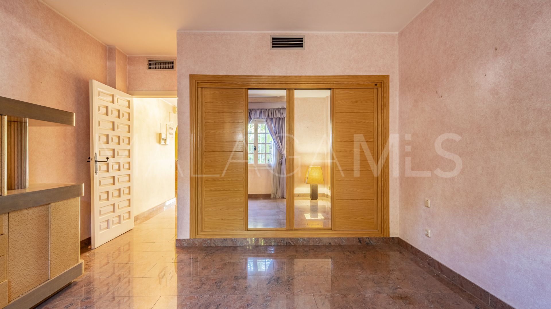 Appartement rez de chaussée for sale in Puente Romano