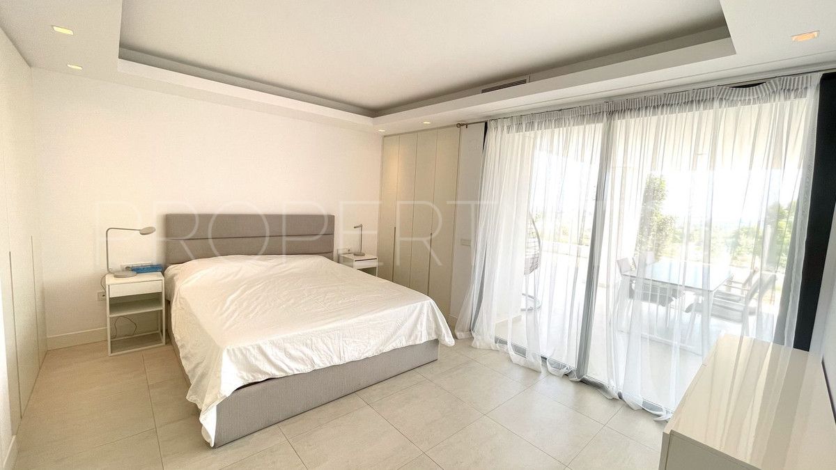 Ground floor apartment for sale in Nueva Andalucia