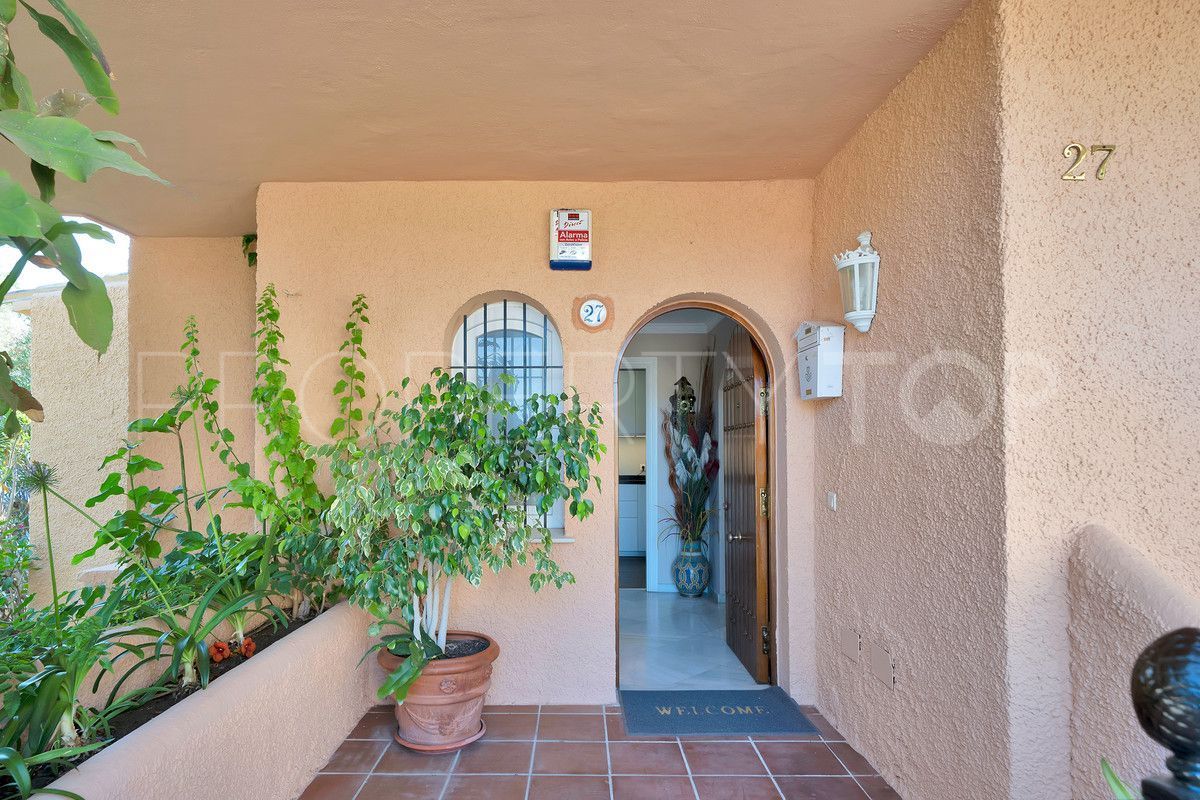 3 bedrooms Nueva Andalucia semi detached house for sale