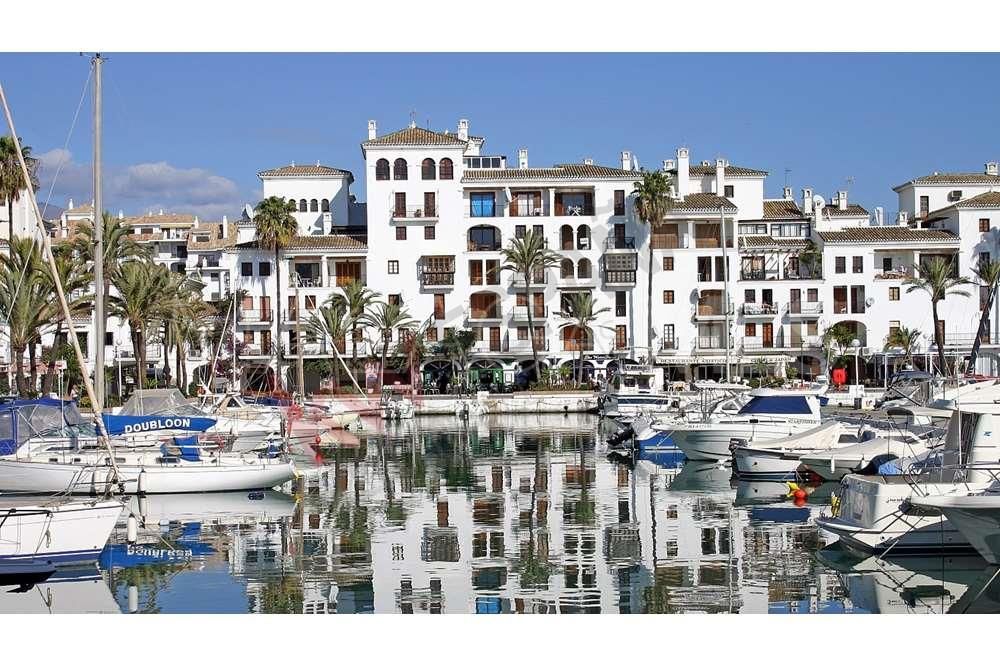 Apartamento planta baja for sale in Puerto La Duquesa