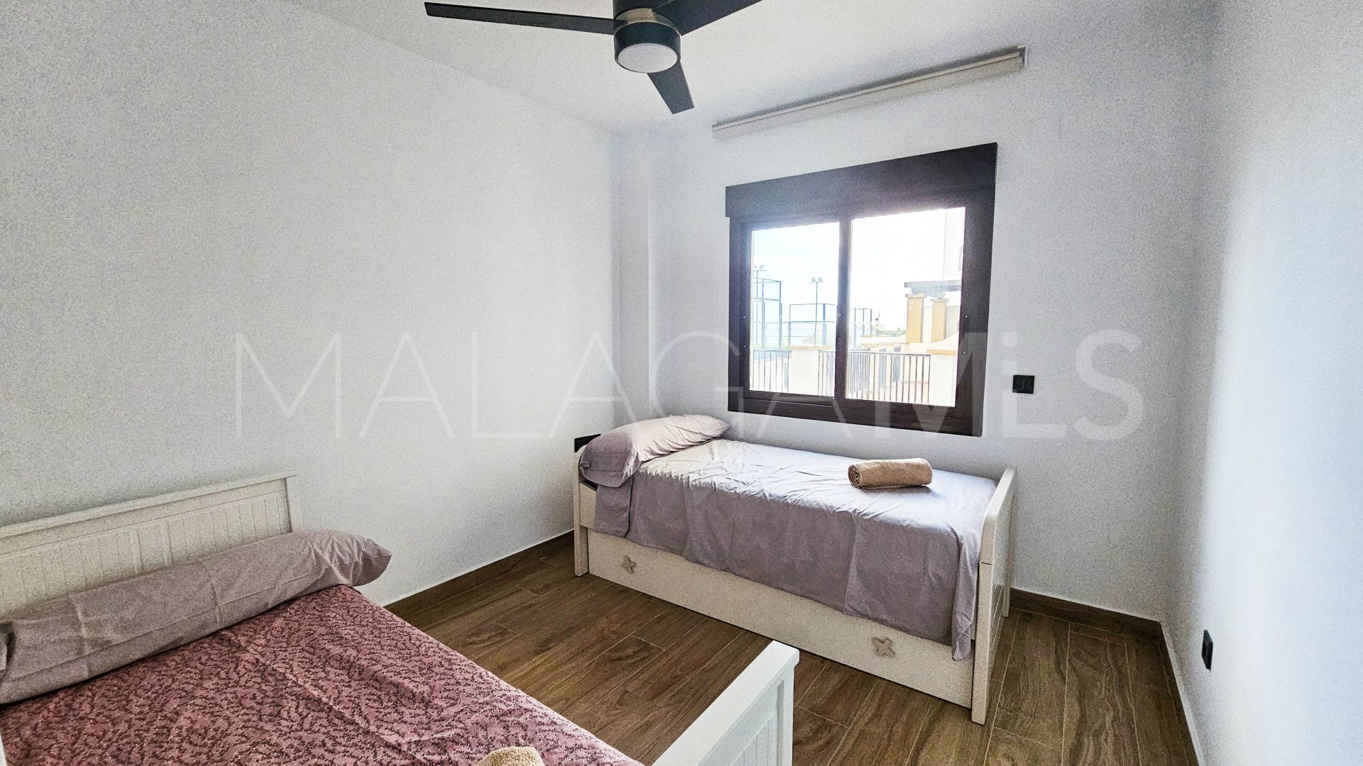 Apartamento planta baja for sale in Puerto La Duquesa