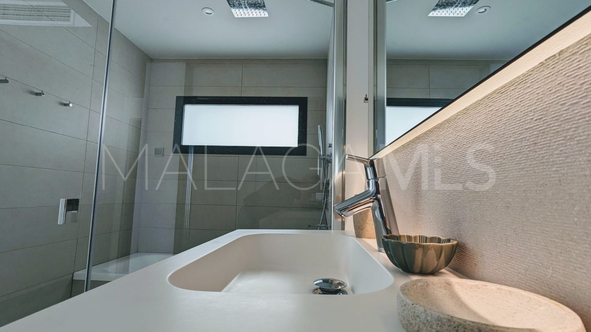 Se vende apartamento planta baja with 3 bedrooms in El Higueron