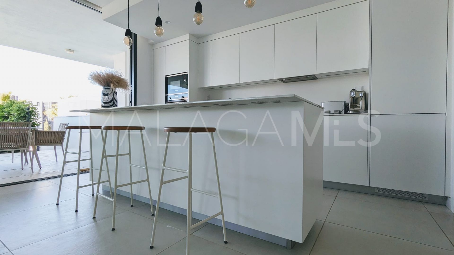 Se vende apartamento planta baja with 3 bedrooms in El Higueron