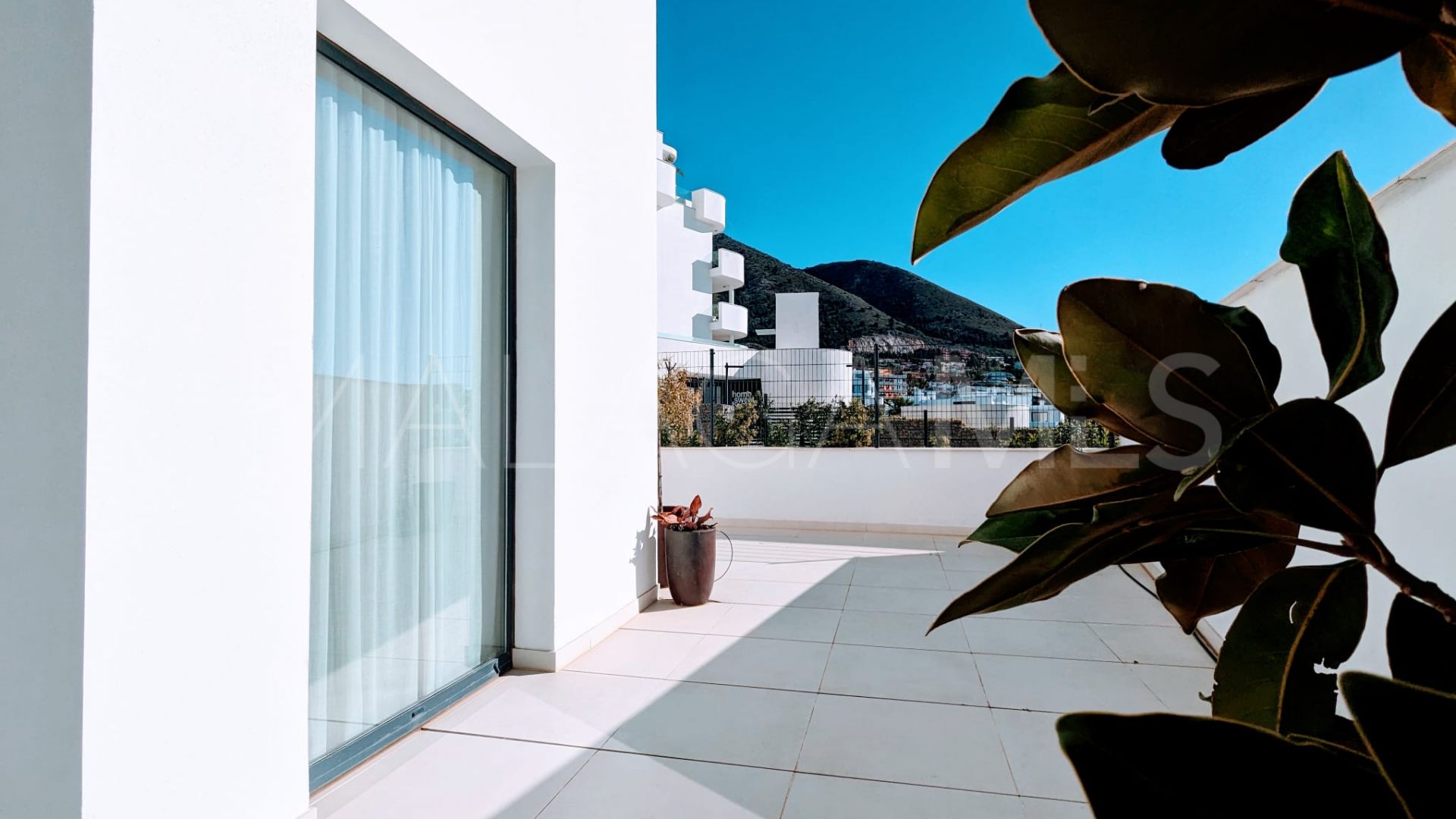 Se vende apartamento planta baja with 3 bedrooms in El Higueron