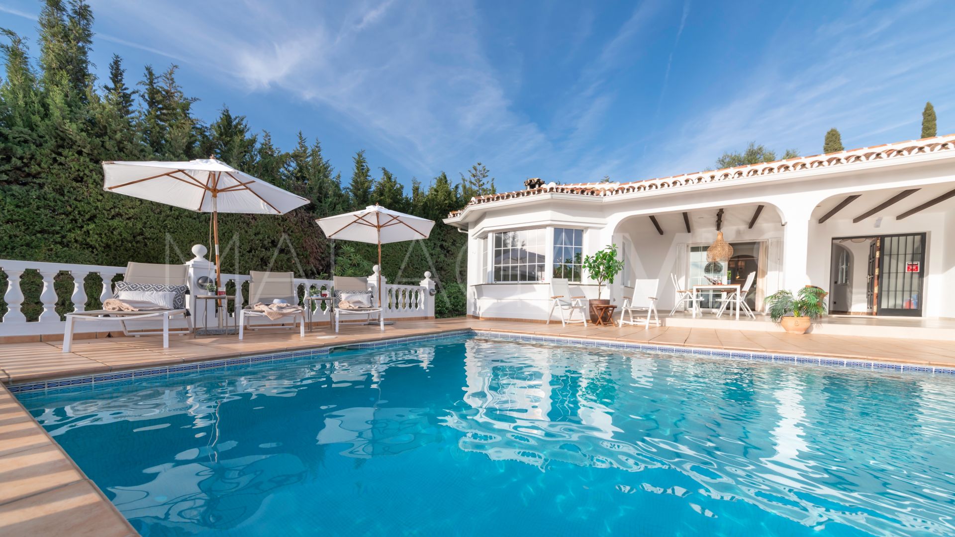 Villa for sale in Sierrezuela