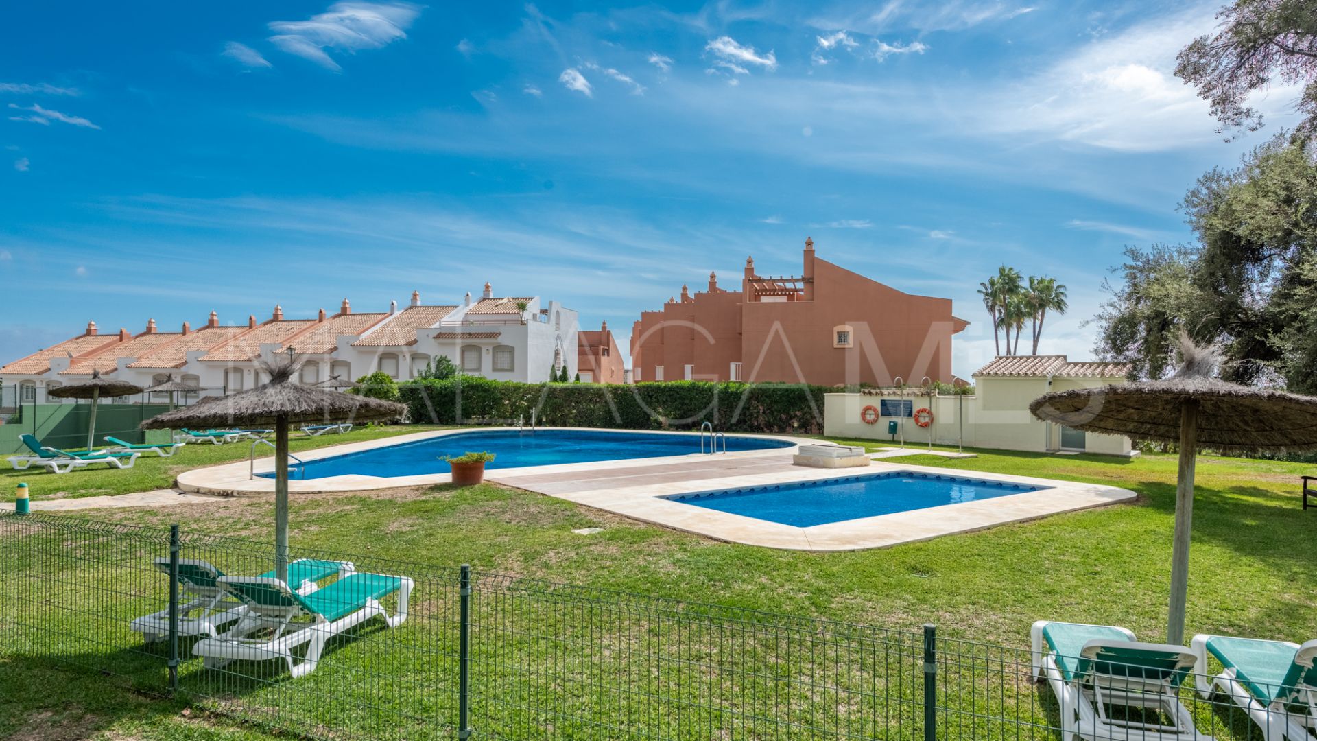 For sale Nueva Andalucia town house