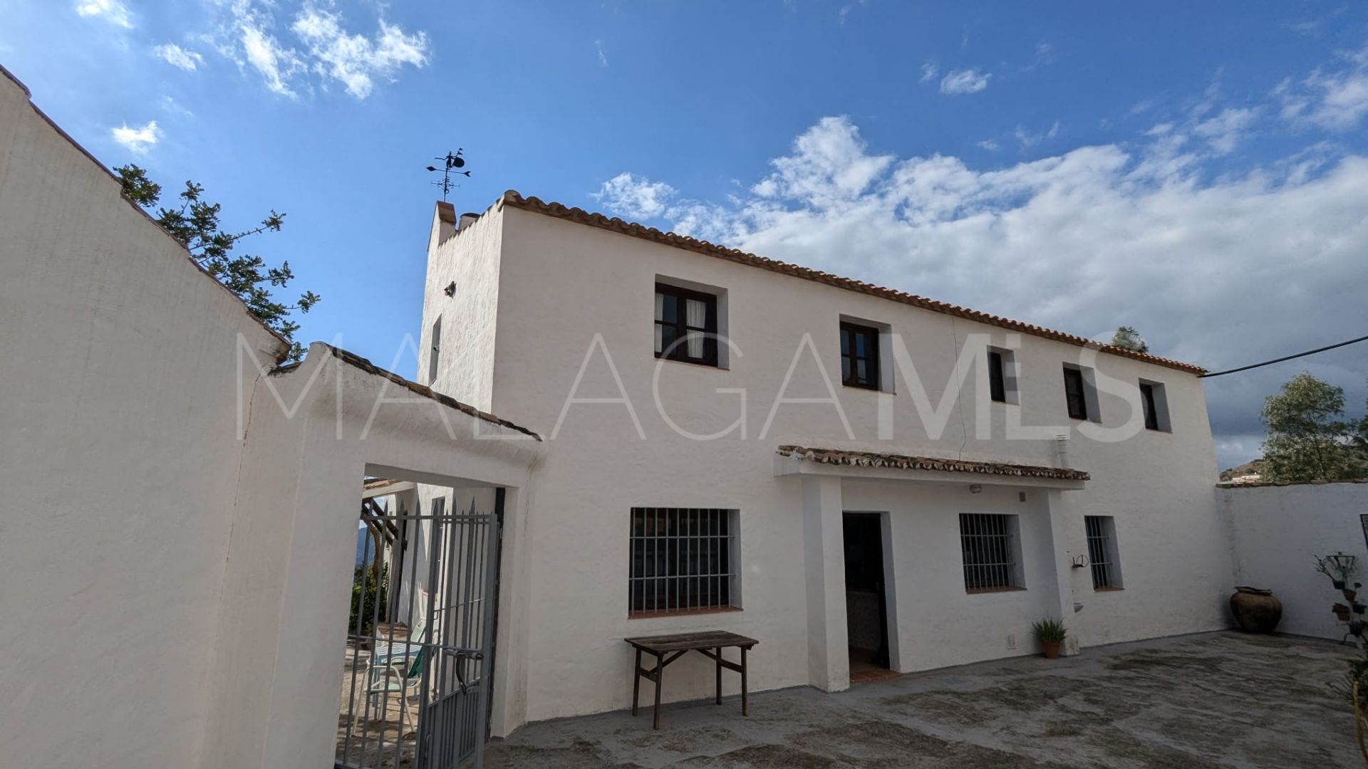 Se vende casa de campo in Almogia