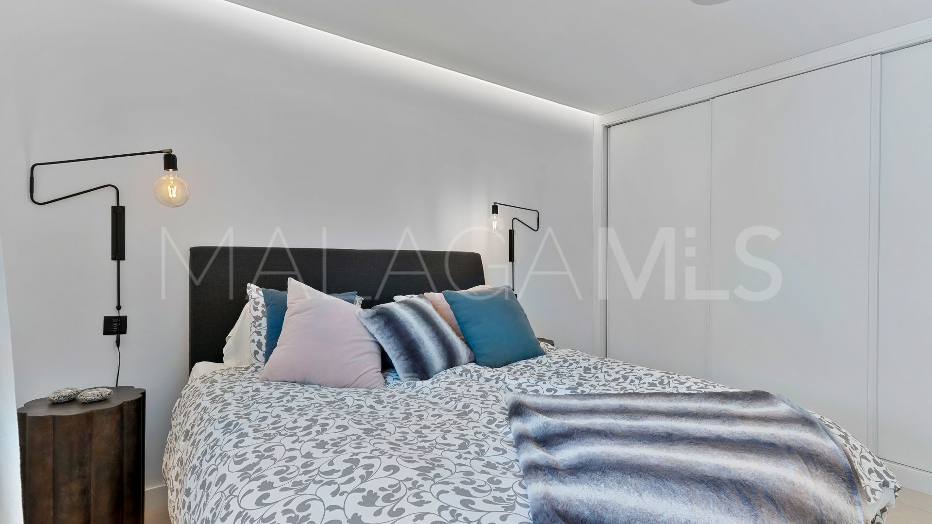 Atico duplex for sale with 3 bedrooms in Andalucia del Mar