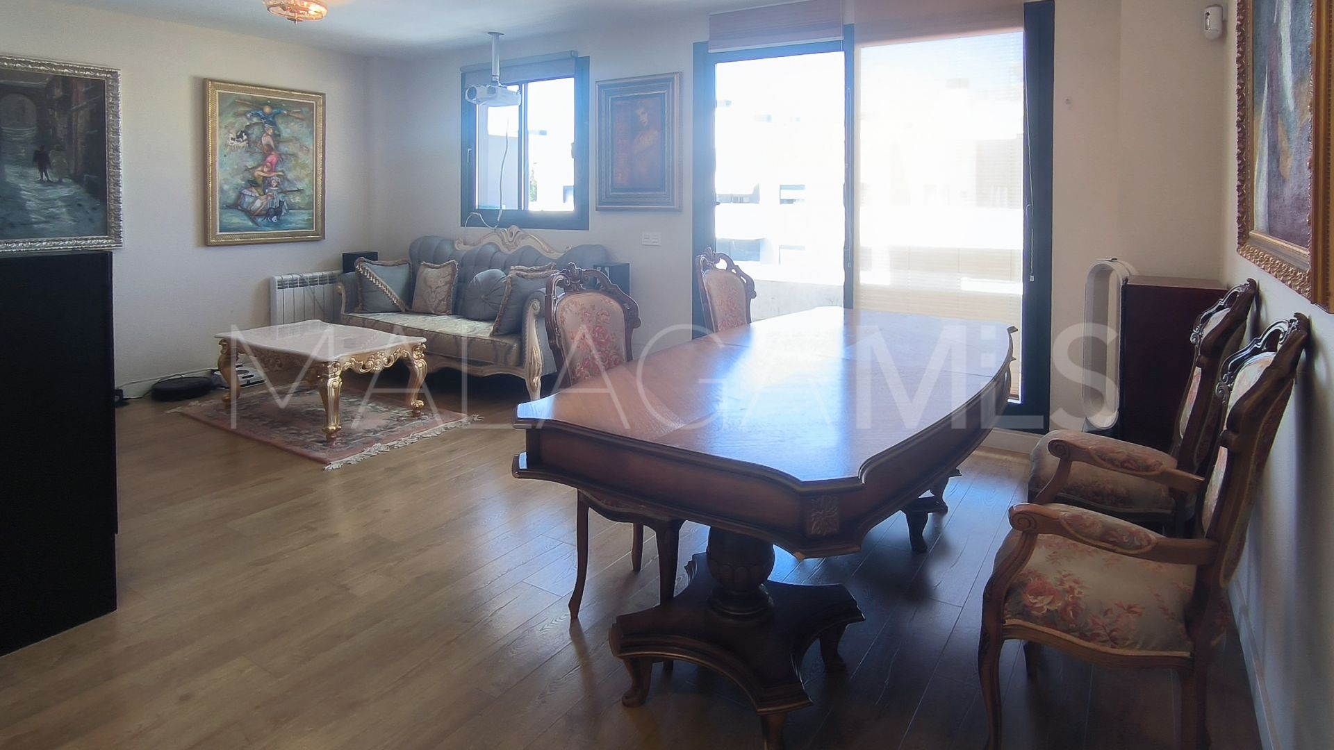Appartement terrasse for sale in Estepona Centre