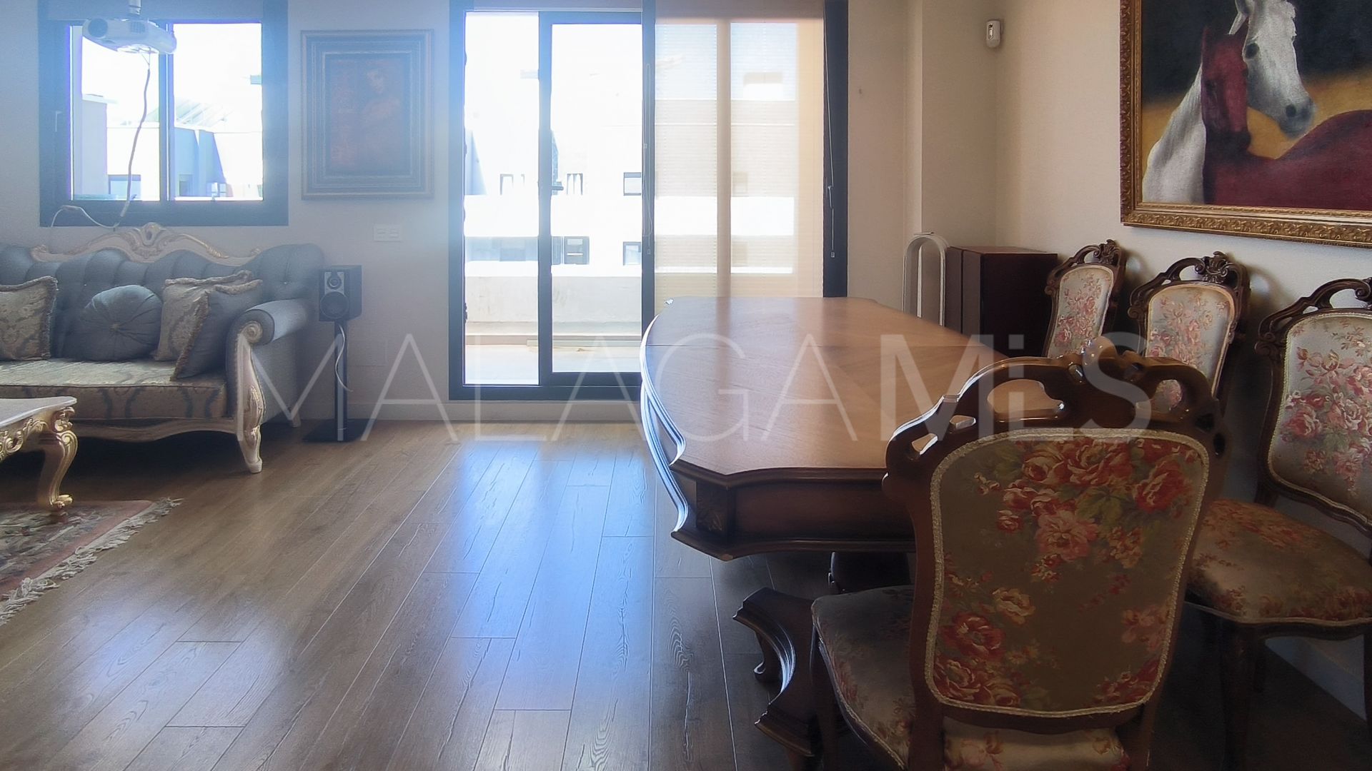 Appartement terrasse for sale in Estepona Centre