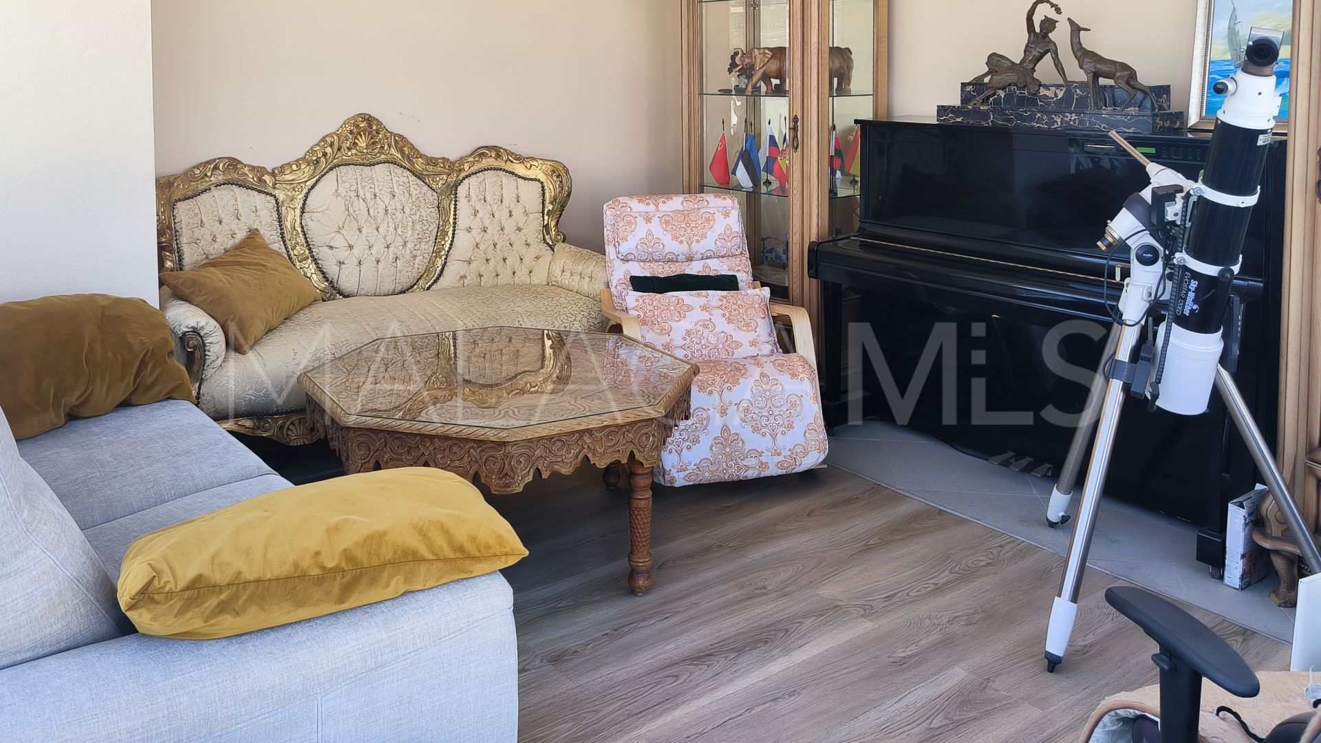 Appartement terrasse for sale in Estepona Centre