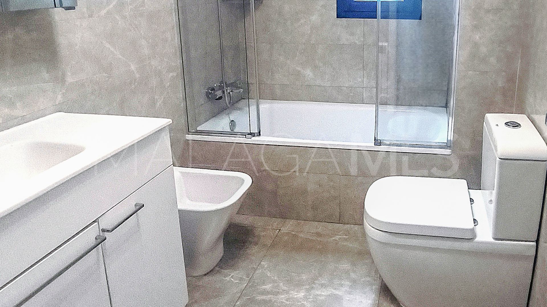 Appartement terrasse for sale in Estepona Centre