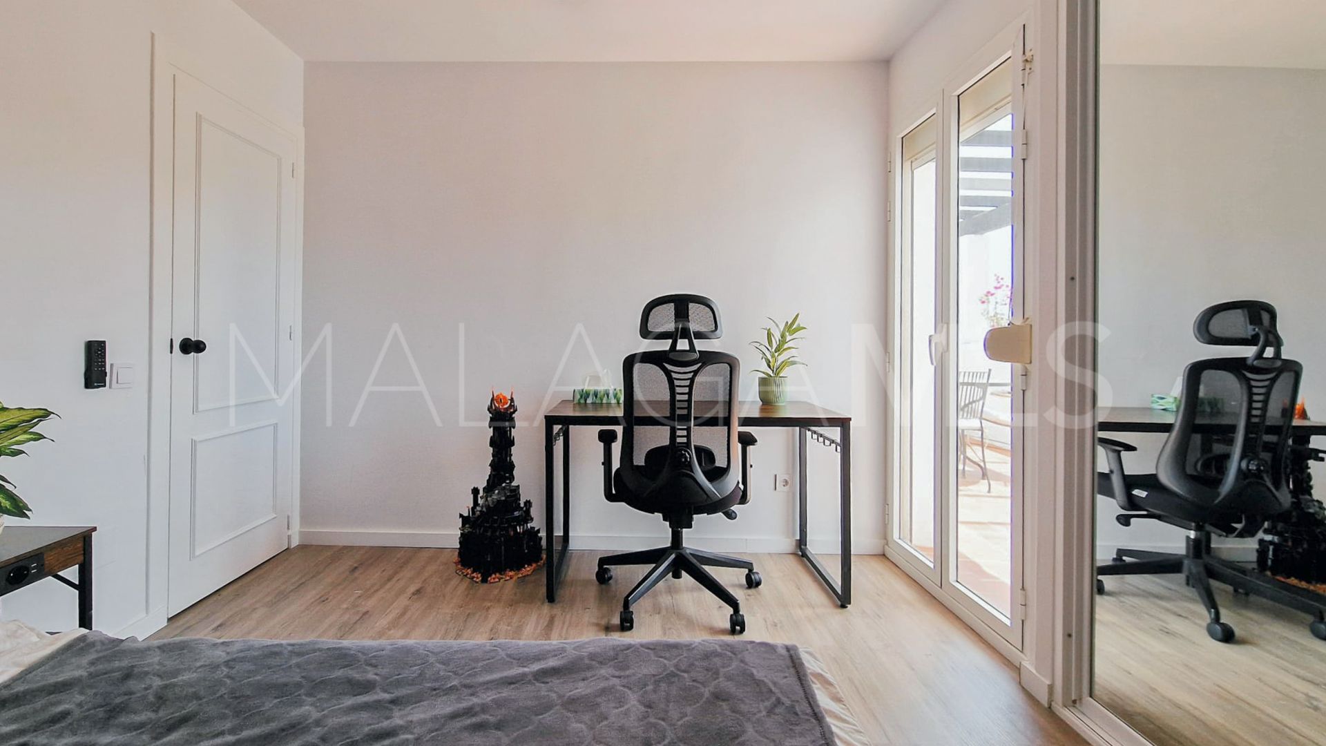 Appartement terrasse for sale in New Golden Mile