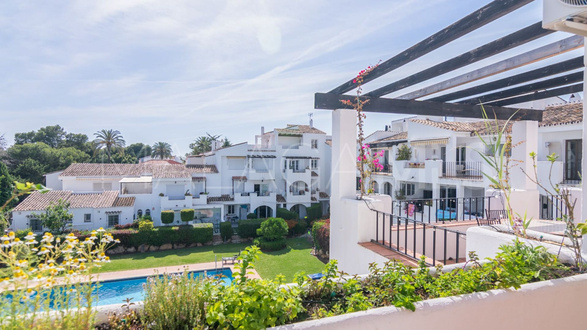 Appartement terrasse for sale in New Golden Mile