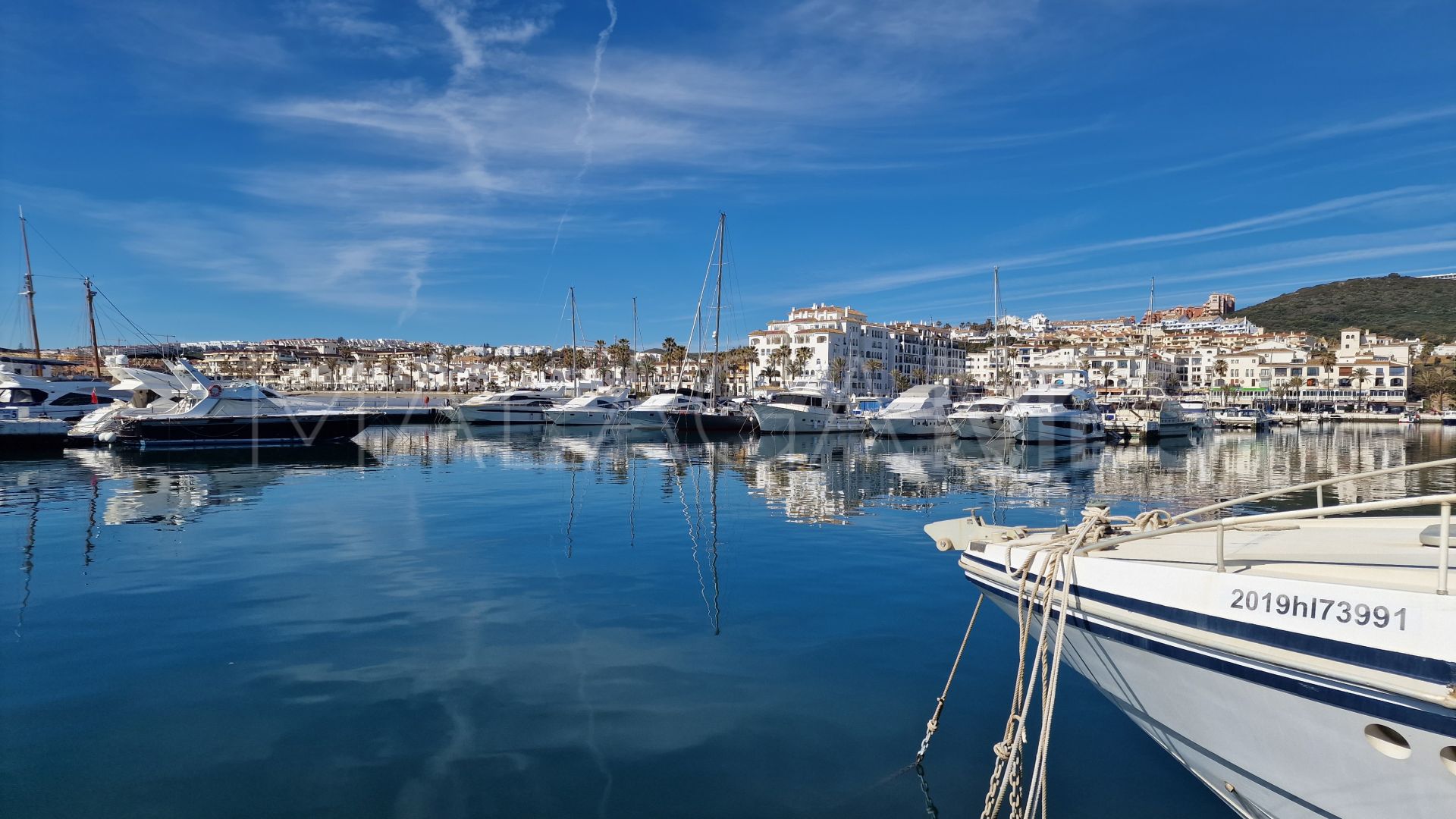 Apartment in Puerto La Duquesa for sale
